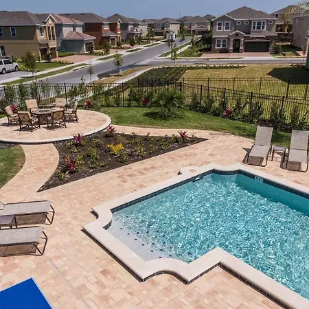 Stunning 5 Bdrm Oasis With Upscale Private Pool At Encore